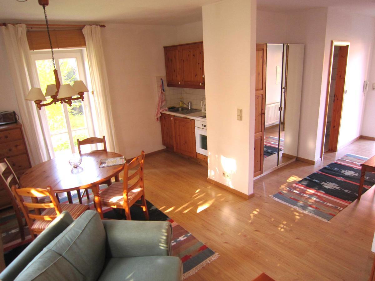 Ferienappartments Kirchhof Sallmannshausen Kültér fotó