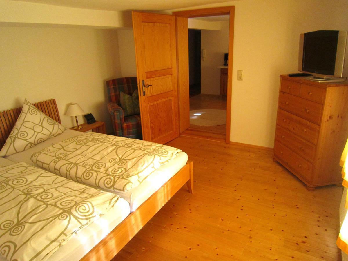 Ferienappartments Kirchhof Sallmannshausen Kültér fotó