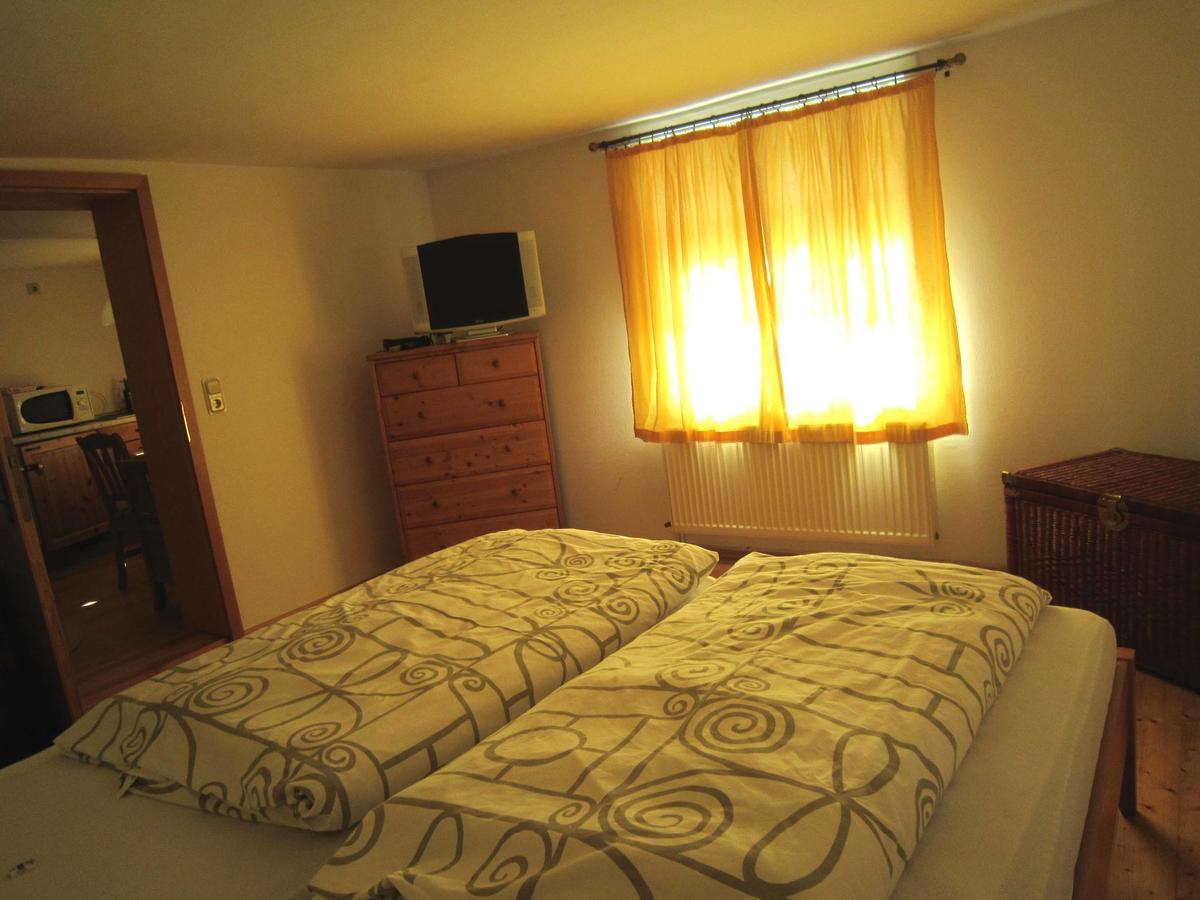 Ferienappartments Kirchhof Sallmannshausen Kültér fotó
